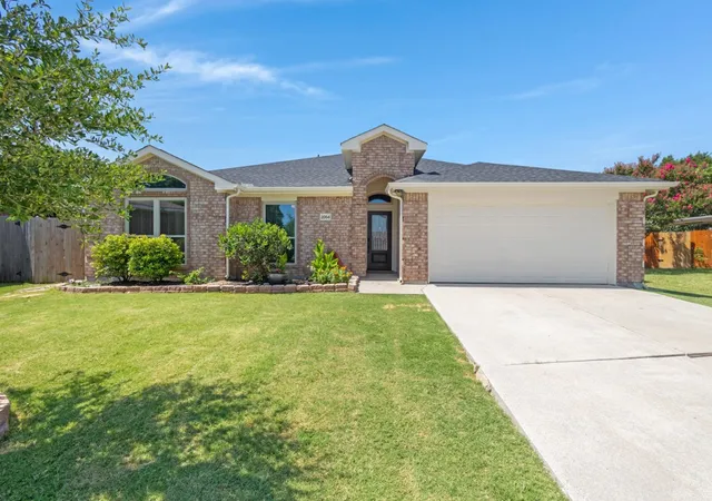 Homes for sale in Little Elm, TX | 2054 Lake Pointe Dr, Little Elm, TX 75068 | MLS# 21328448