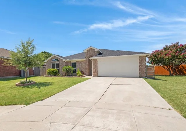 4th image of 2054 Lake Pointe Dr, Little Elm, TX 75068 | MLS# 21328448
