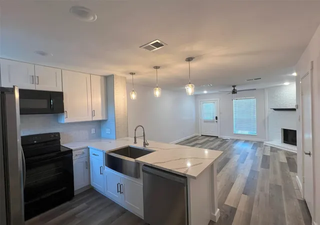 Homes for sale in Plano, TX | 2400 Jupiter Rd #6, Plano, TX 75074 | MLS# 21326837