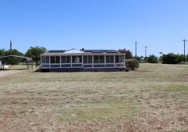 2nd image of 9732 Meadow Ranch Rd, Justin, TX 76247 | MLS# 21328472