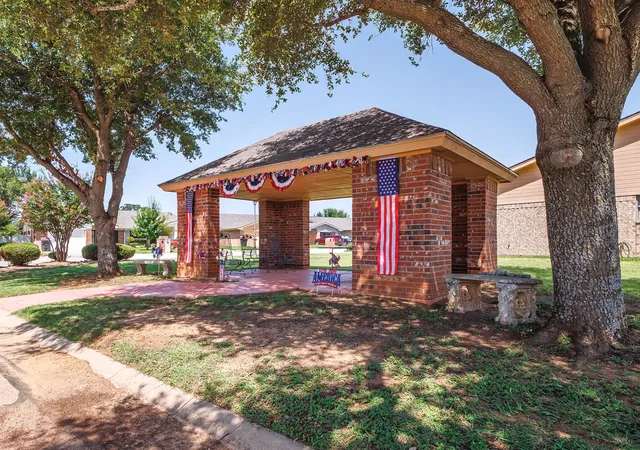Photo 13 of Single family home for sale at 215 Wills Wy, Early, TX 76802 | MLS# 21328478 | Listing updated on 2026-10-07