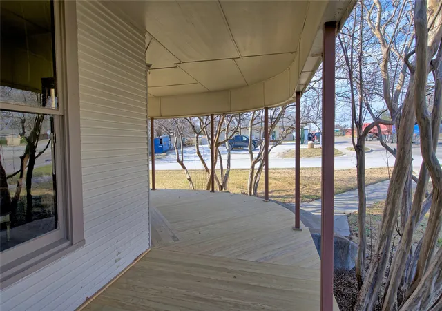 Photo 2 of Sale Pending at 400 S Broad St, Saint Jo, TX 76265 | MLS# 21328477 | Listing updated on 2026-08-26