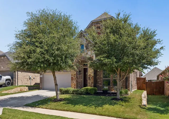 Photo 3 of Single family home for sale at 11728 Wax Myrtle Trl, Fort Worth, TX 76108 | MLS# 21328516 | Listing updated on 2026-07-20