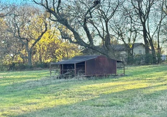 Photo 3 of Land for sale at 738 Cole St, Gainesville, TX 76240 | MLS# 21328533 | Listing updated on 2026-08-22