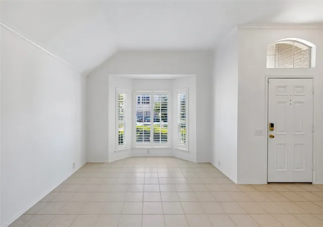 Photo 3 of Single family home for sale at 5787 Walnut Creek Dr, Fort Worth, TX 76137 | MLS# 21327686 | Listing updated on 2026-08-30