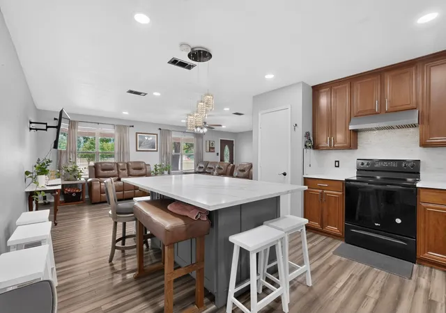 Photo 3 of Single family home for sale at 3671 Sundown Rd, Greenville, TX 75402 | MLS# 21328640 | Listing updated on 2026-09-26