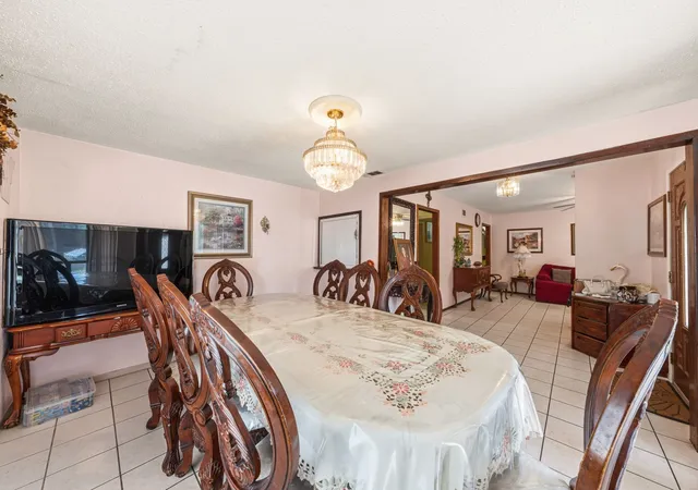 Photo 3 of Single family home for sale at 2410 S Franklin St, Dallas, TX 75233 | MLS# 21328617 | Listing updated on 2026-08-22