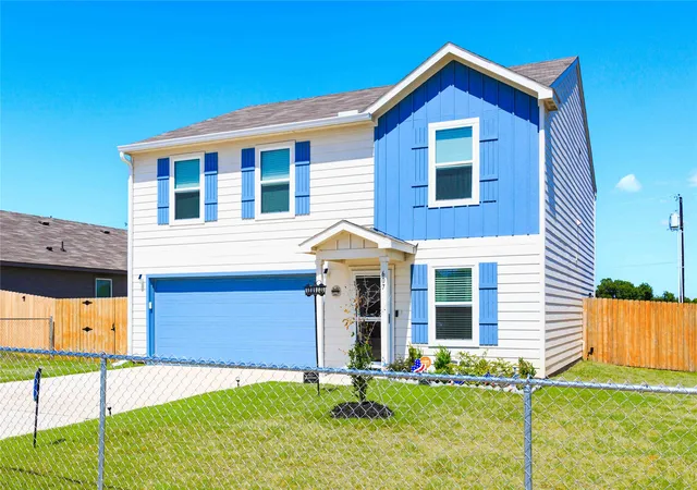 Photo 2 of Single family home for sale at 607 Clear Creek Ct, Clyde, TX 79510 | MLS# 21328683 | Listing updated on 2026-08-22