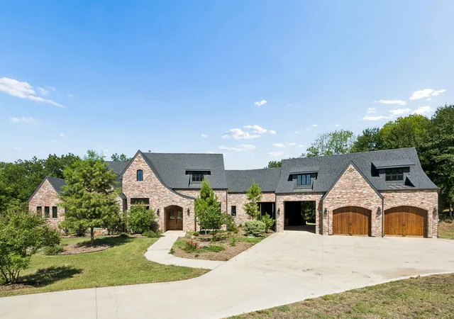 Photo 1 of Single family home for sale at 468 Andrews Rd, Ennis, TX 75119 | MLS# 21328580 | Listing updated on 2026-07-12