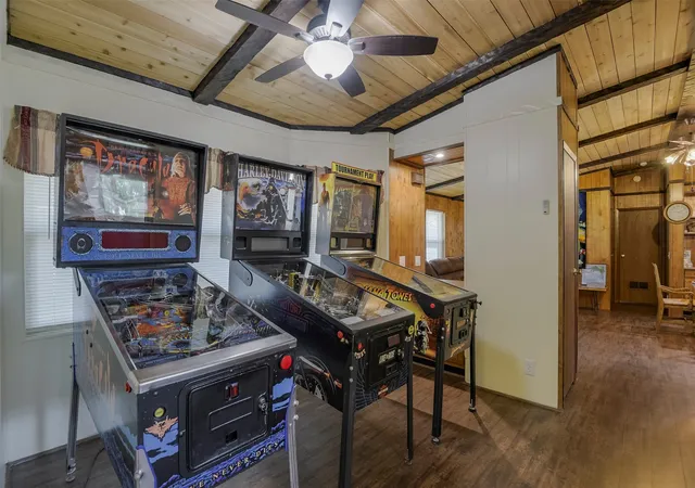 Photo 3 of Manufactured home for sale at 182 Indian Gap Rd, Mabank, TX 75156 | MLS# 21328208 | Listing updated on 2026-08-20