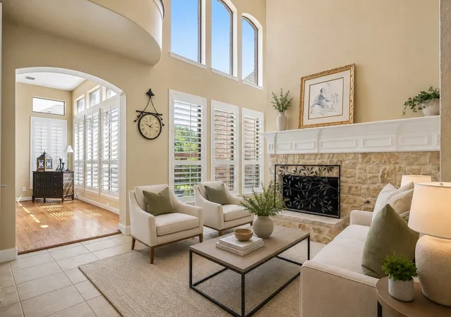 Photo 1 of Single family home for sale at 2209 Stanmore Ln, Plano, TX 75025 | MLS# 21325778 | Listing updated on 2026-08-17