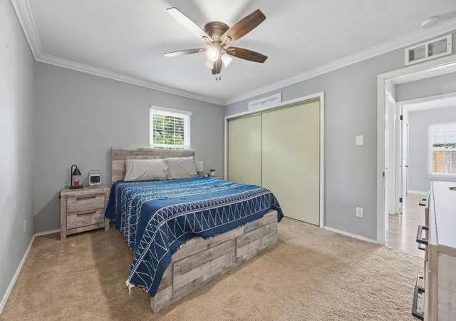 Photo 2 of Single family home for sale at 25 Brewster Ct, Allen, TX 75002 | MLS# 21328824 | Listing updated on 2026-10-05