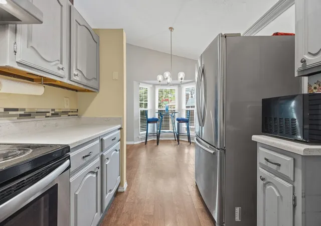 Photo 3 of Single family home for sale at 25 Brewster Ct, Allen, TX 75002 | MLS# 21328824 | Listing updated on 2026-08-21