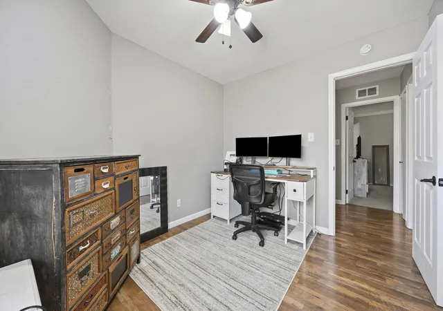 Photo 3 of Single family home for sale at 25 Brewster Ct, Allen, TX 75002 | MLS# 21328824 | Listing updated on 2026-08-21