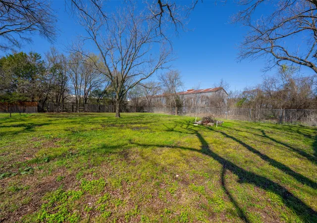 Photo 2 of Land for sale at 1609 N Brazos Ave, Cleburne, TX 76031 | MLS# 21328825 | Listing updated on 2026-07-12