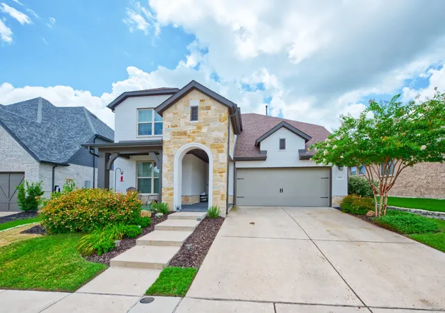 Photo 1 of Single family home for sale at 1717 Mcdougall Crk, Van Alstyne, TX 75495 | MLS# 21328835 | Listing updated on 2026-08-23