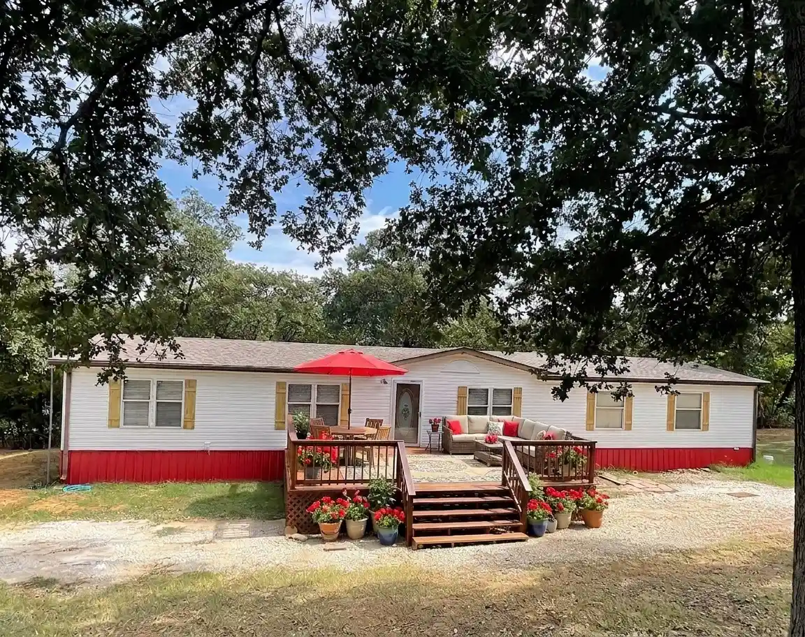 Manufactured home for sale at 42 Epsom Dr, Gordonville, TX 76245 | MLS# 21328823