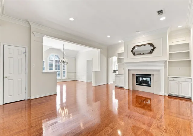 Photo 4 of Sale Pending at 951 Mallard Dr, Coppell, TX 75019 | MLS# 21327691 | Listing updated on 2026-09-02