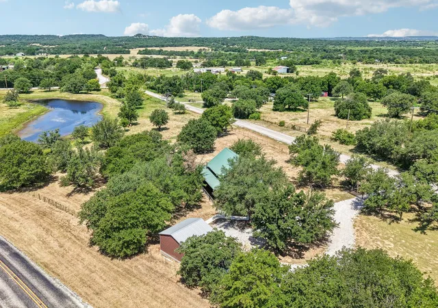 Photo 3 of Single family home for sale at 194 County Road 3825, Bridgeport, TX 76426 | MLS# 21328901 | Listing updated on 2026-07-14