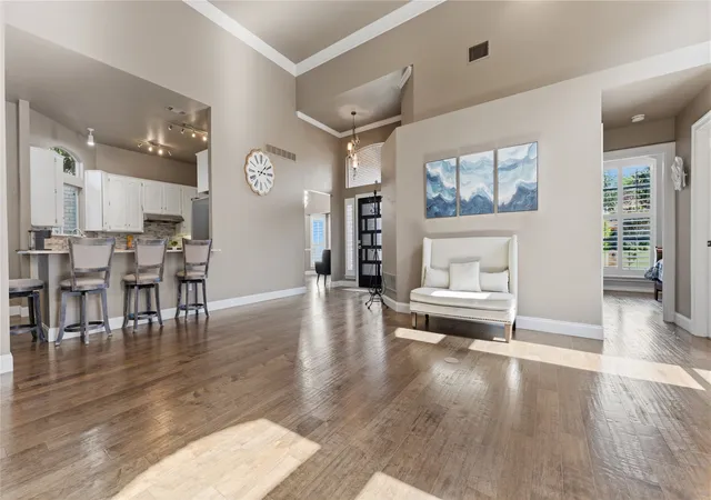 4th image of 1012 Murl Dr, Irving, TX 75062 | MLS# 21325776