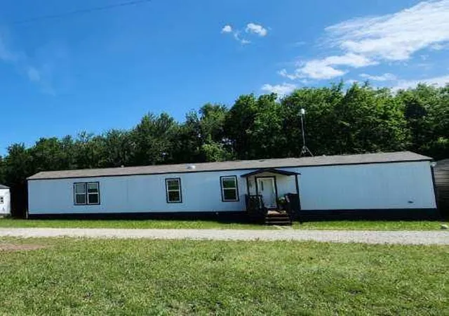 Photo 2 of Manufactured home for sale at 1660 Red Rd, Howe, TX 75459 | MLS# 21328378 | Listing updated on 2026-08-25