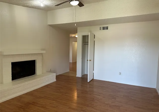 Photo 2 of Condo for sale at 9615 Walnut St #3205, Dallas, TX 75243 | MLS# 21328413 | Listing updated on 2026-07-13