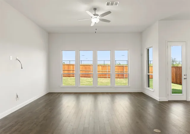 Photo 3 of Single family home for sale at 3008 Wallis Dr, Melissa, TX 75454 | MLS# 21328965 | Listing updated on 2026-07-19