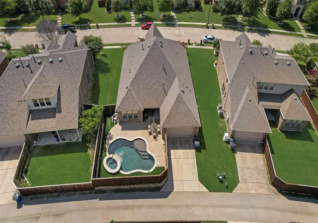 Photo 2 of Sale Pending at 1044 Enchanted Rock Dr, Allen, TX 75013 | MLS# 21328785 | Listing updated on 2026-08-03