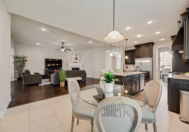 Photo 4 of Sale Pending at 1044 Enchanted Rock Dr, Allen, TX 75013 | MLS# 21328785 | Listing updated on 2026-08-03