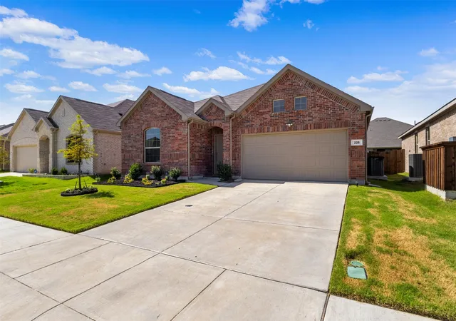 Photo 3 of Single family home for sale at 225 Ardsley Ln, Princeton, TX 75407 | MLS# 21305638 | Listing updated on 2026-08-29