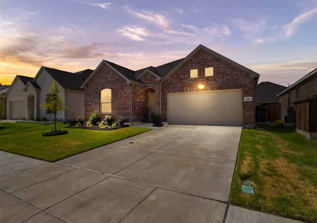 Photo 3 of Single family home for sale at 225 Ardsley Ln, Princeton, TX 75407 | MLS# 21305638 | Listing updated on 2026-08-29