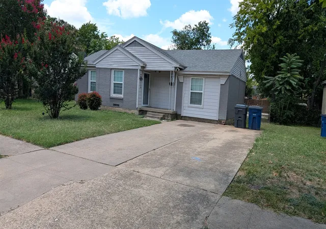 Photo 1 of Sale Pending at 10923 Myrtice Dr, Dallas, TX 75228 | MLS# 21329012 | Listing updated on 2026-07-20