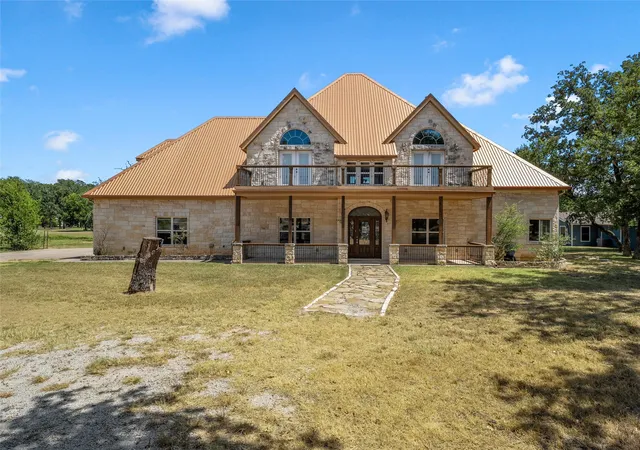 Photo 3 of Sale Pending at 134 Lcr 796, Groesbeck, TX 76642 | MLS# 21328909 | Listing updated on 2026-10-06