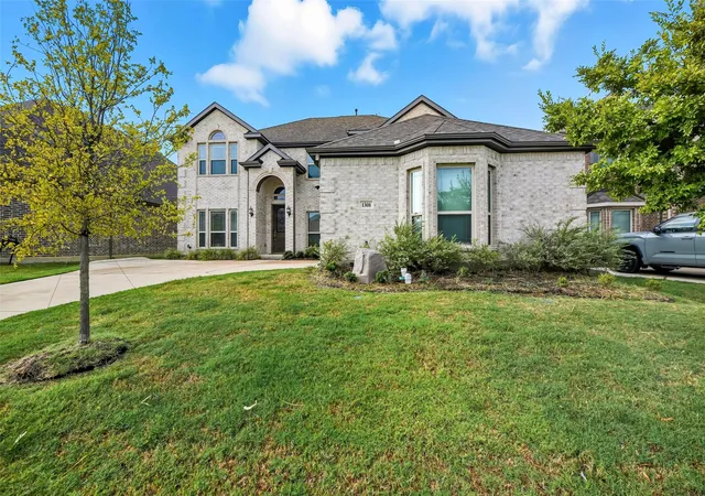 Photo 2 of Single family home for sale at 1308 Thunder Dove Dr, Mansfield, TX 76063 | MLS# 21325026 | Listing updated on 2026-10-06