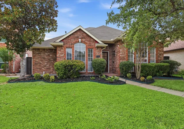 Photo 2 of Single family home for sale at 1760 Blackstone Dr, Carrollton, TX 75007 | MLS# 21329169 | Listing updated on 2026-08-03
