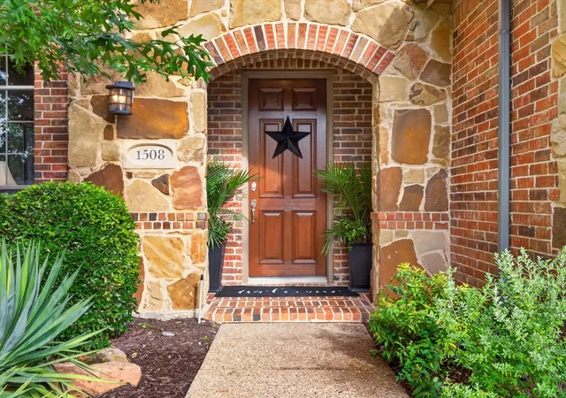 2nd image of 1508 Winter Haven Ln, Mc Kinney, TX 75071 | MLS# 21328073