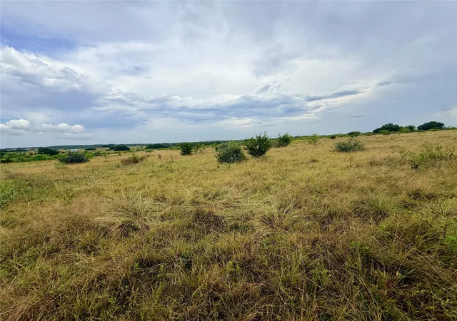 Photo 4 of House for sale at 104 Live Oak Mott Dr, Goldthwaite, TX 76844 | MLS# 21329177 | Listing updated on 2026-09-15