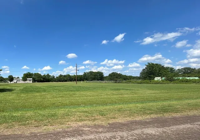 Photo 1 of Land for sale at Tbd Superstar, Trinidad, TX 75163 | MLS# 21326295 | Listing updated on 2026-07-13