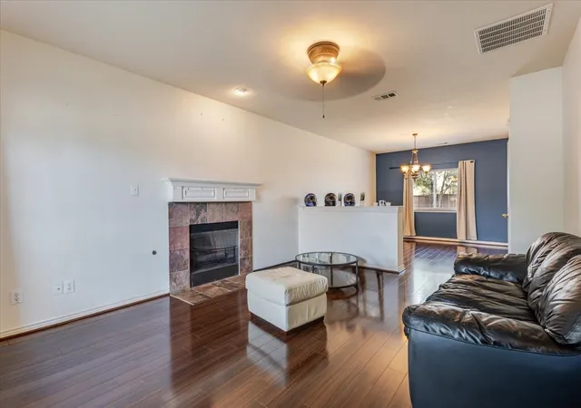 Photo 3 of Single family home for sale at 11648 Aspen Creek Dr, Fort Worth, TX 76244 | MLS# 21329188 | Listing updated on 2026-07-13