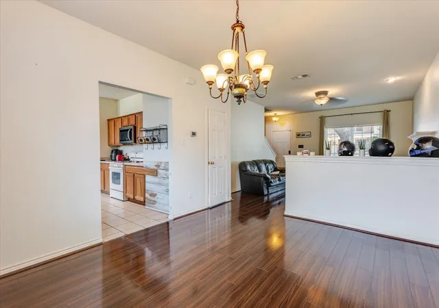 Photo 4 of Single family home for sale at 11648 Aspen Creek Dr, Fort Worth, TX 76244 | MLS# 21329188 | Listing updated on 2026-07-13