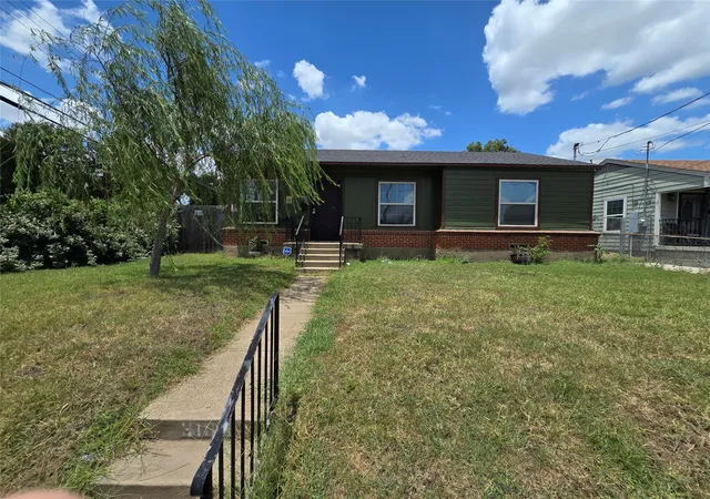 Photo 1 of Sale Pending at 3103 Elsie Faye Heggins St, Dallas, TX 75215 | MLS# 21328893 | Listing updated on 2026-08-27