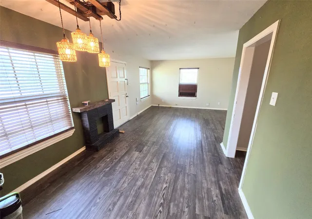 Photo 3 of Sale Pending at 3103 Elsie Faye Heggins St, Dallas, TX 75215 | MLS# 21328893 | Listing updated on 2026-08-27