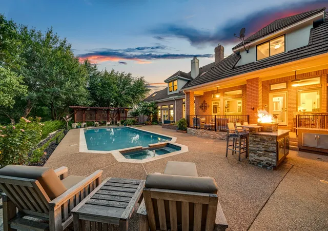 Photo 3 of Sale Pending at 1311 Concord Ave, Southlake, TX 76092 | MLS# 21328390 | Listing updated on 2026-08-03
