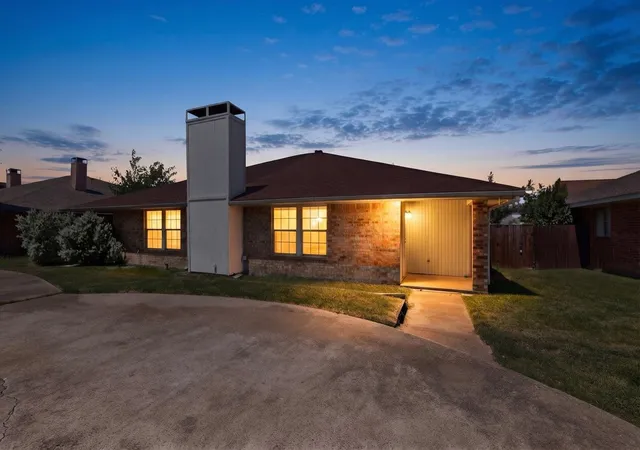 Photo 1 of Single family home for sale at 9693 Windy Ridge Rd, Frisco, TX 75033 | MLS# 21328946 | Listing updated on 2026-07-13