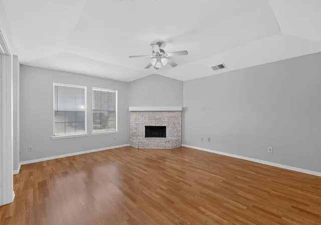 Photo 3 of Single family home for sale at 9693 Windy Ridge Rd, Frisco, TX 75033 | MLS# 21328946 | Listing updated on 2026-07-13