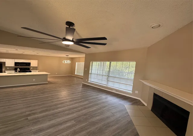 2nd image of 4103 Esters Rd #208, Irving, TX 75038 | MLS# 21329023
