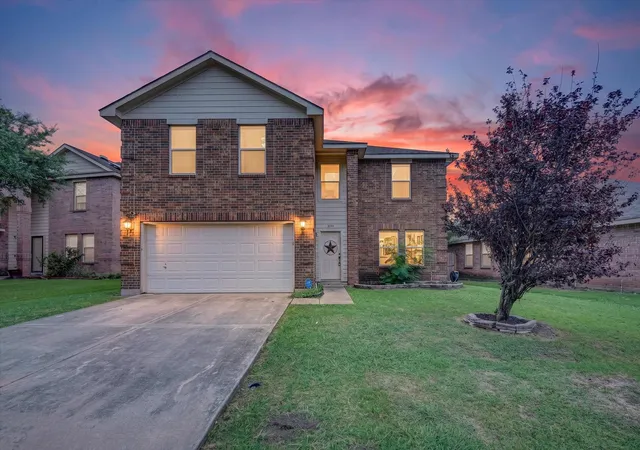 Photo 1 of Single family home for sale at 4617 Waterford, Fort Worth, TX 76179 | MLS# 21329271 | Listing updated on 2026-08-04