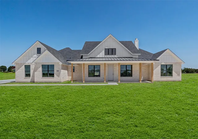 Photo 1 of Single family home for sale at 1040 Dove Hill Branch Rd, Weatherford, TX 76088 | MLS# 21329020 | Listing updated on 2026-08-10