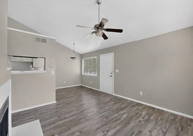 Photo 3 of Condo for sale at 1122 Millview Dr #802, Arlington, TX 76012 | MLS# 21321953 | Listing updated on 2026-08-19