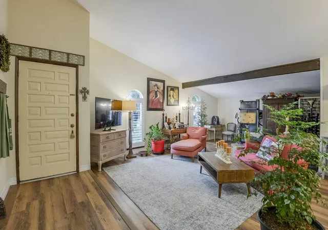 Photo 4 of Single family home for sale at 705 Bluebonnet Dr, Grand Prairie, TX 75052 | MLS# 21329390 | Listing updated on 2026-08-22